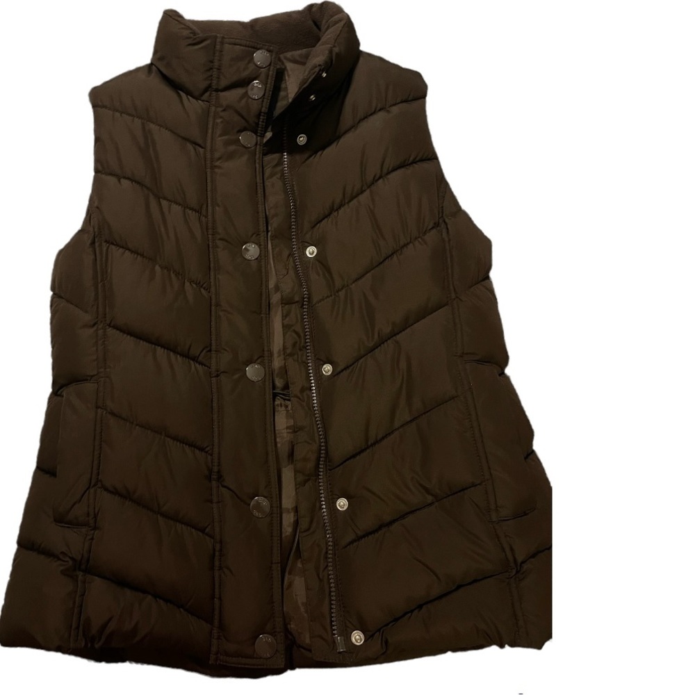 Small Women’s Gap cold control puffer vest